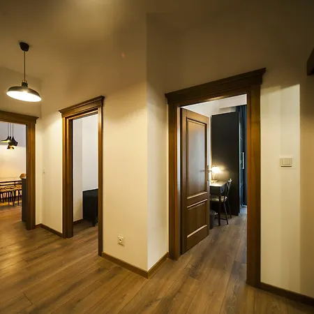 Very Berry - Orzeszkowej 10 - Mtp Apartment, Parking, Balcony, Check In 24h *