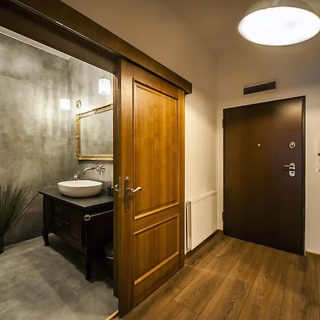 Very Berry - Orzeszkowej 10 - Mtp Apartment, Parking, Balcony, Check In 24h Apartment Poznan