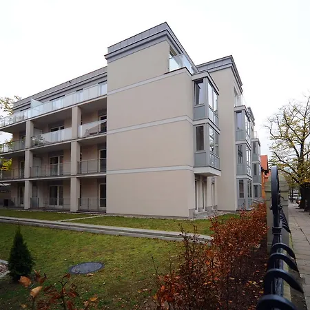 Very Berry - Orzeszkowej 10 - Mtp Apartment, Parking, Balcony, Check In 24h * Poznan