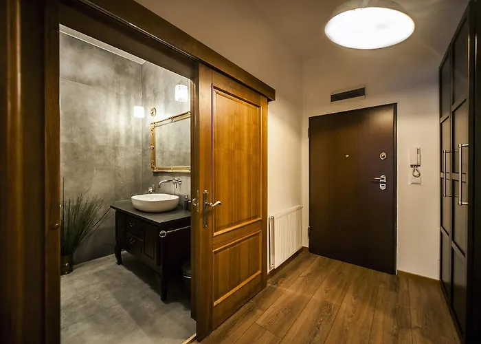 Very Berry - Orzeszkowej 10 - Mtp Apartment, Parking, Balcony, Check In 24h Daire Poznan