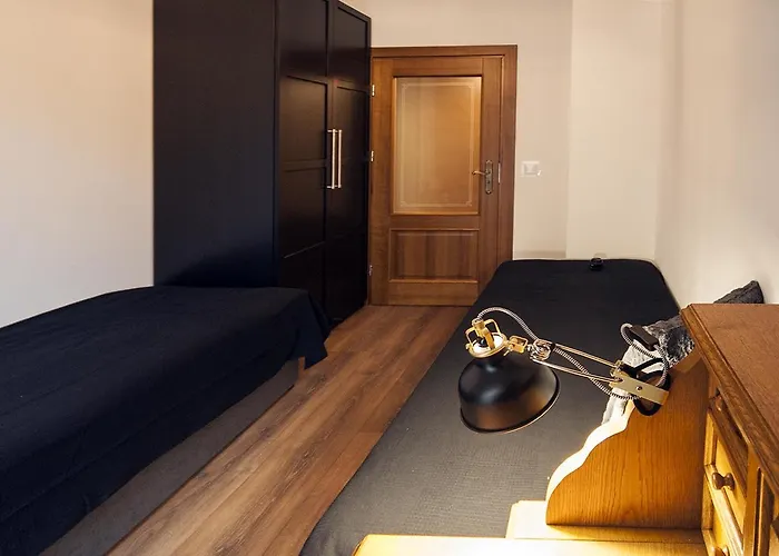 Very Berry - Orzeszkowej 10 - Mtp Apartment, Parking, Balcony, Check In 24h Daire